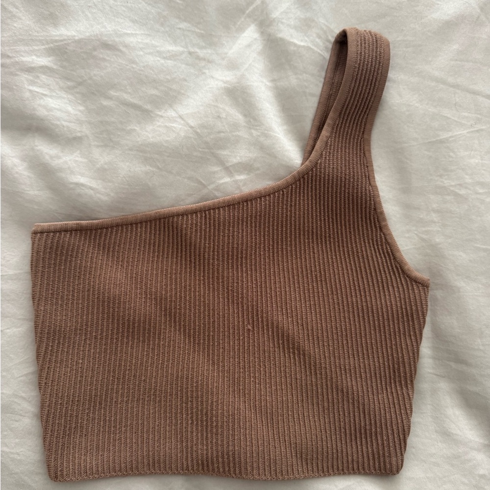 Aritzia Babaton One-Shoulder Ribbed Crop Top
